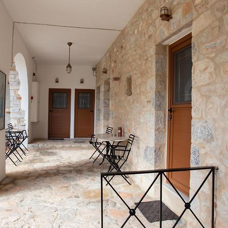 Traditional House Alepis In Areopolis Bagian luar foto