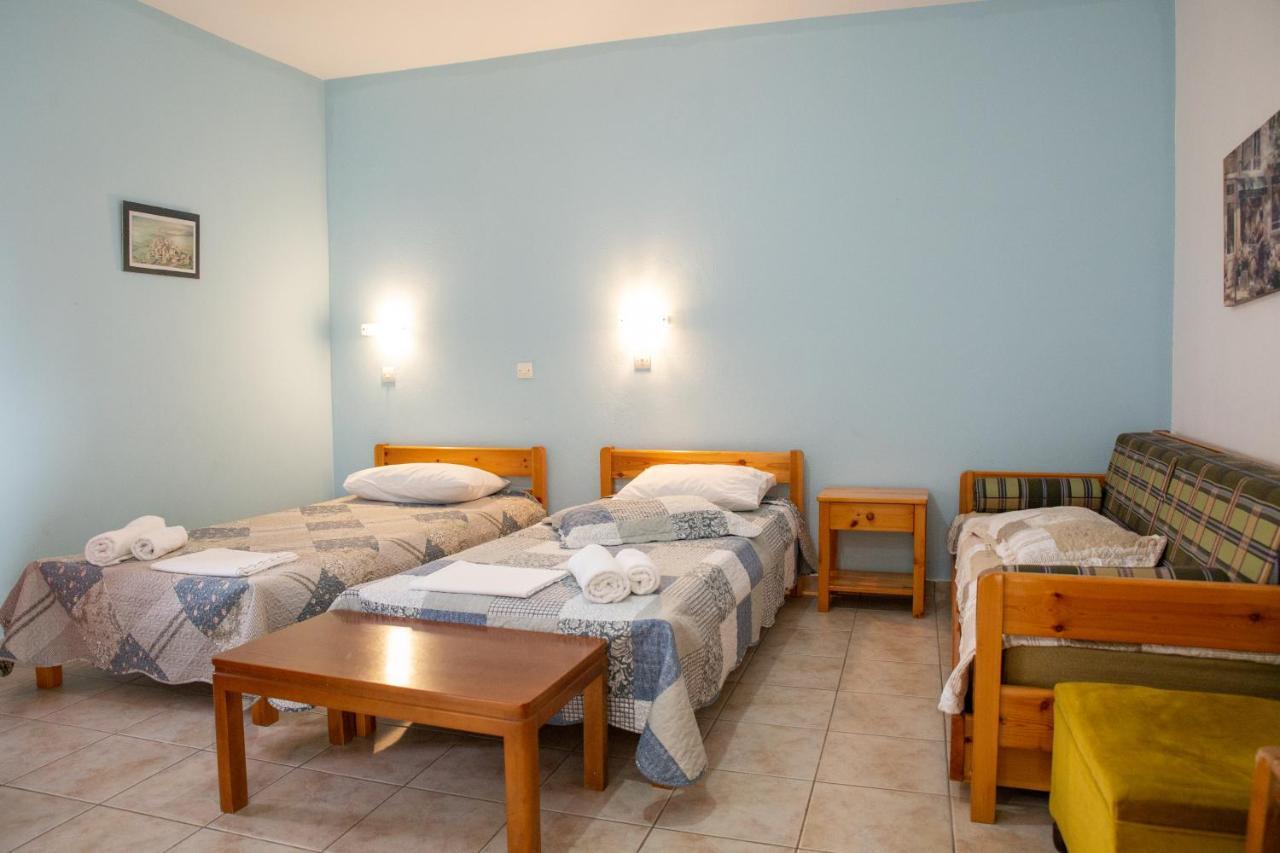Traditional House Alepis In Areopolis Bagian luar foto