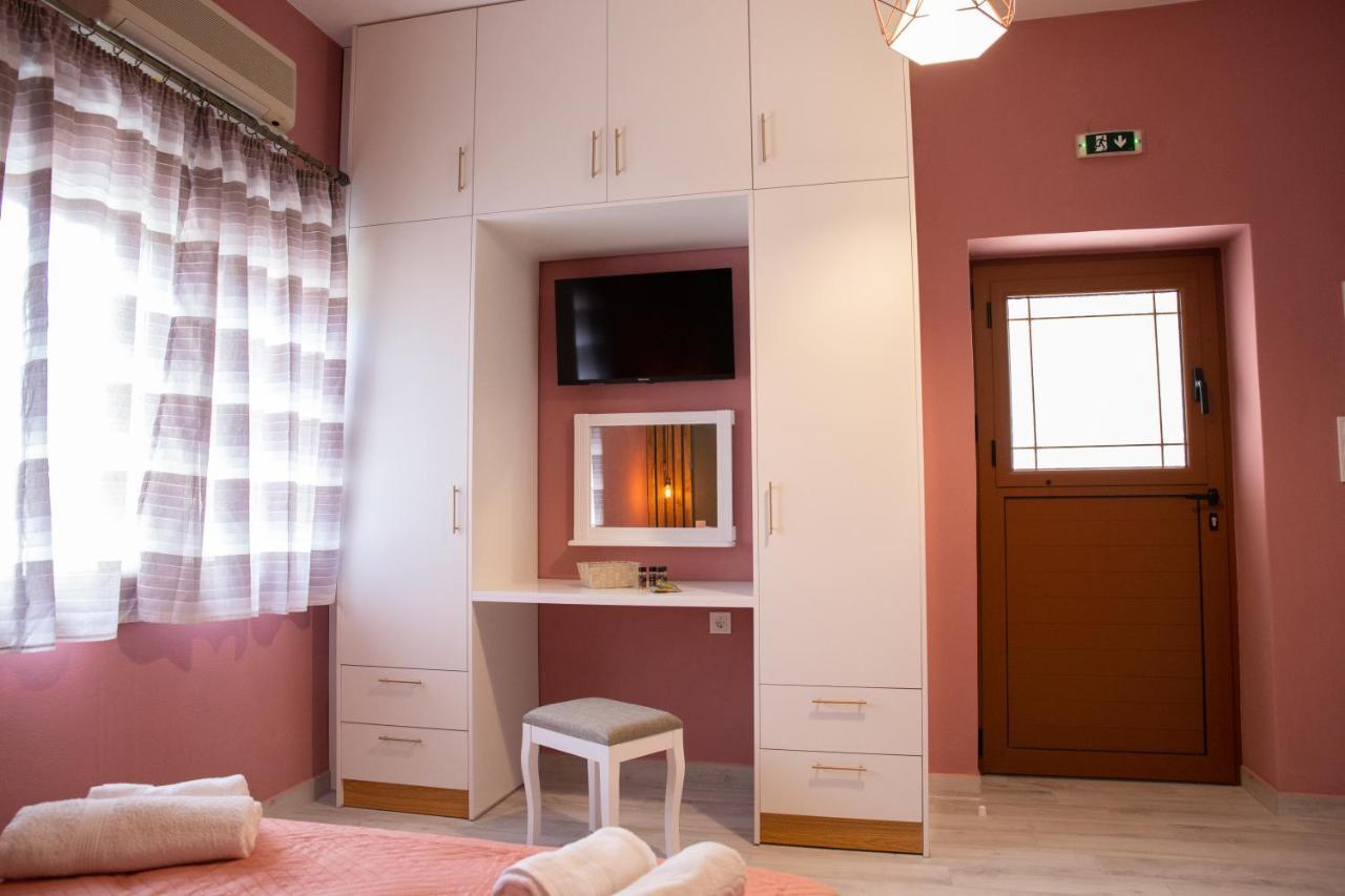 Traditional House Alepis In Areopolis Bagian luar foto